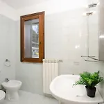 Vivimihome - Rifugio Genzianella 公寓式酒店 4*