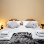 Vivimihome - Rifugio Genzianella 公寓式酒店