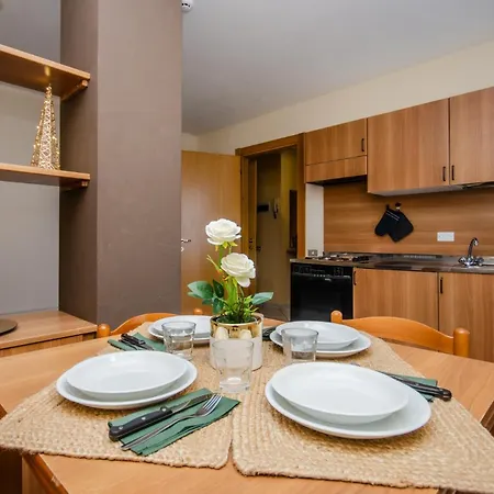Vivimihome - Rifugio Genzianella מלון דירות 4*