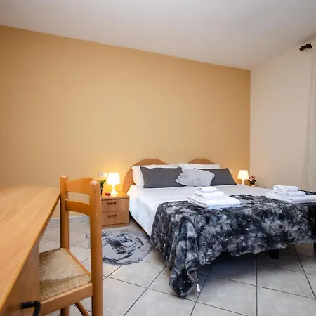شقة فندقية Vivimihome - Rifugio Genzianella 3*
