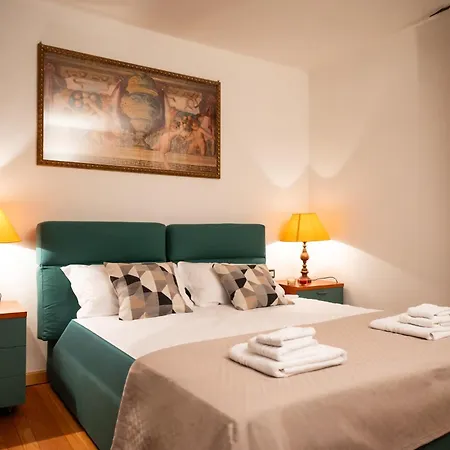 Vivimihome - Rifugio Genzianella 4*