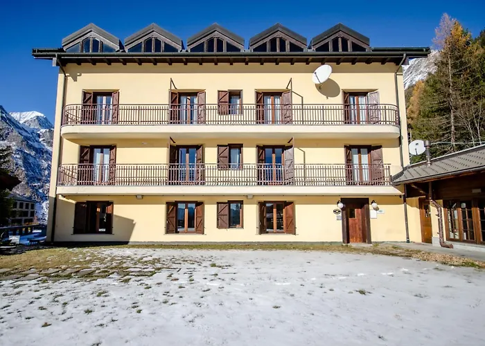 Vivimihome - Rifugio Genzianella 4*