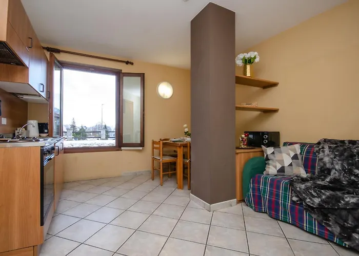 Vivimihome - Rifugio Genzianella Apart Otel