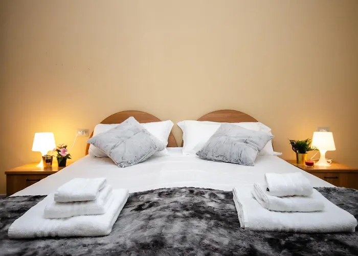 Vivimihome - Rifugio Genzianella Apart Otel