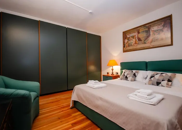 Apart Otel Vivimihome - Rifugio Genzianella 4*